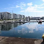 Yacht Park Marina 아파트 그디니아