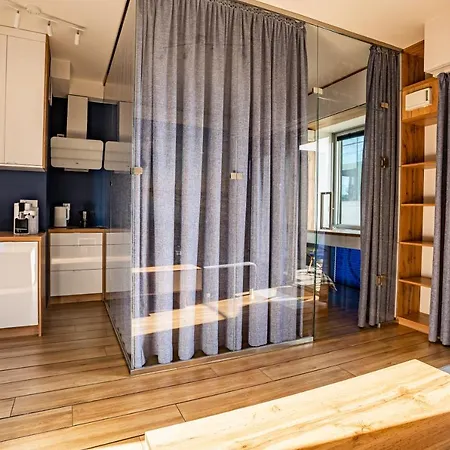 Yacht Park Marina شقة