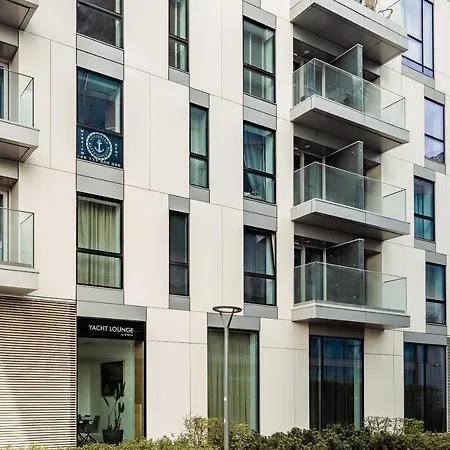 Yacht Park Marina Apartment