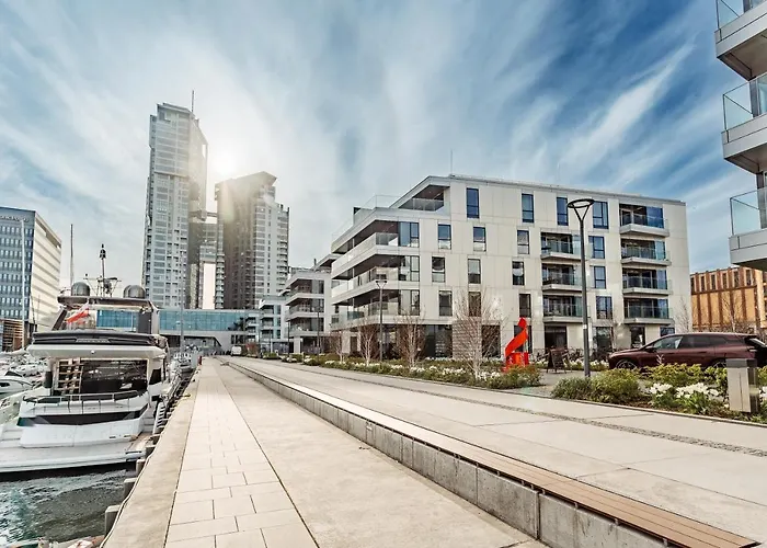 Yacht Park Marina Apartment *